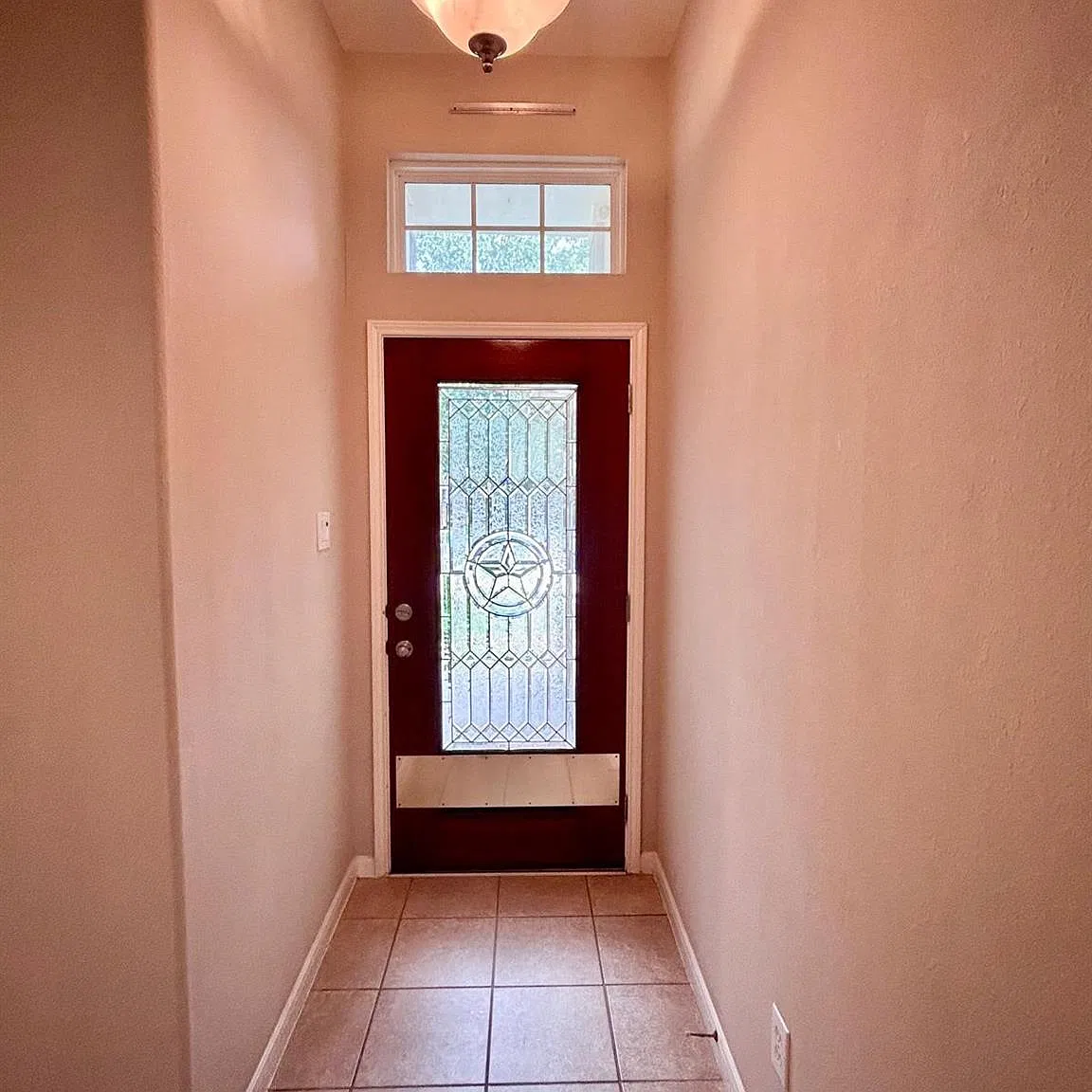 3 bed, 2.0 bath, 1614 sqft, $2,200 — Photo 4