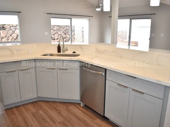 94-631 Himeni Pl, Waipahu, HI 96797