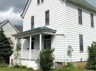 18 McCune Ave, Scottdale, PA