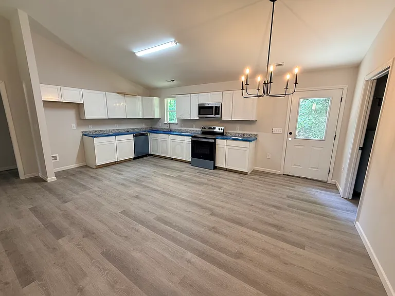 8465 Alberta Village Rd — Photo 2