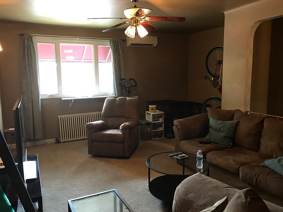 1st image of 83 Beechwood Pl #2