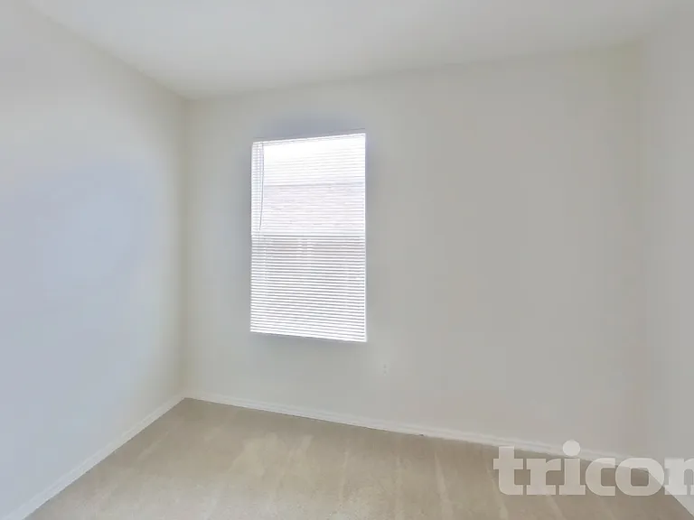 1125 Waggoner Dr — Photo 12