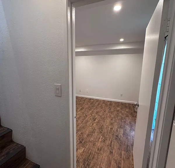 2503 E 21st St #108 — Photo 22