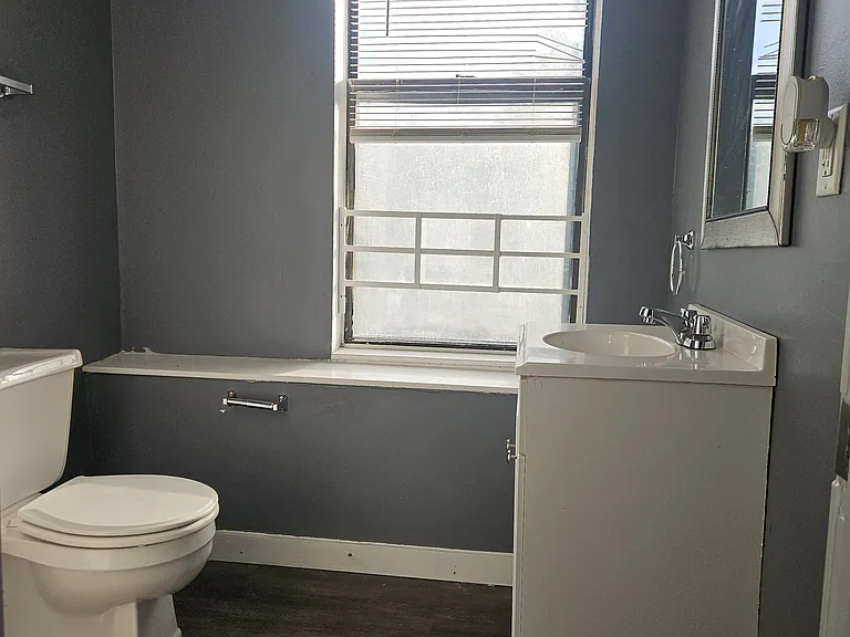 31 Wethersfield Ave #I — Photo 7