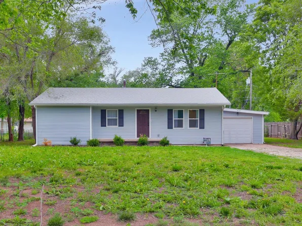 6135 S Kansas Ave, Wichita, KS 67216