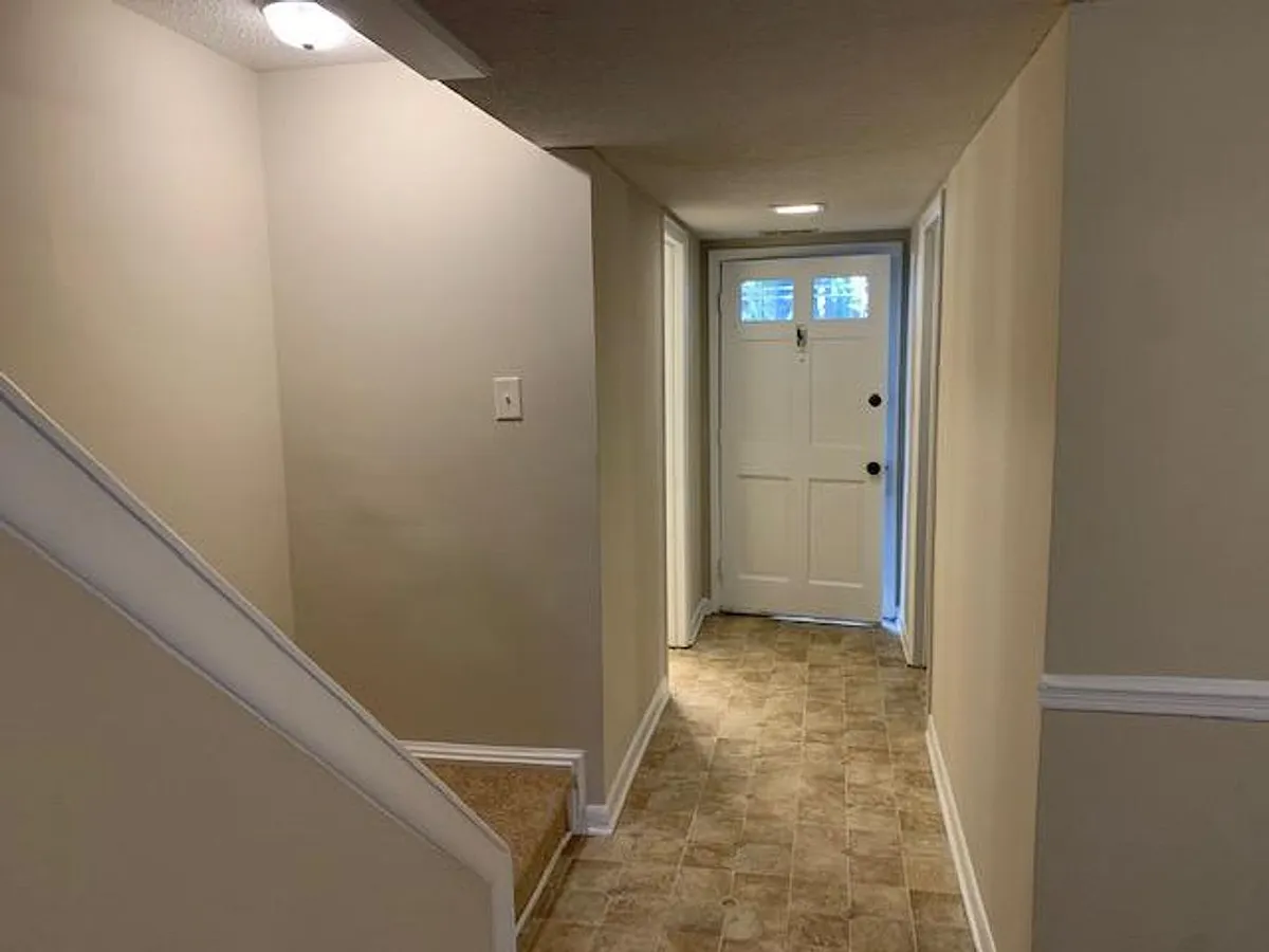 Building Photo - 1200A Falls Church Rd