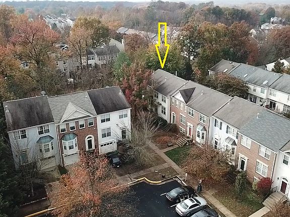 2nd image of 14607 Stream Pond Dr