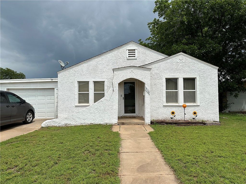 316 S Robinson Ave, Mangum, OK 73554 Zillow