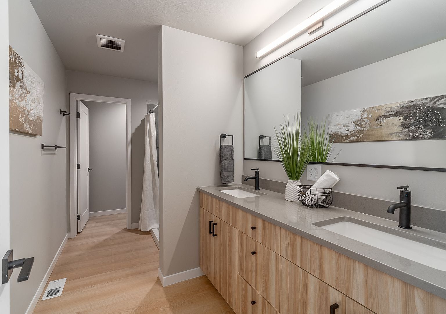 1401 Thatcher St 84C07E3CC, Harrisburg, SD 57032 Zillow