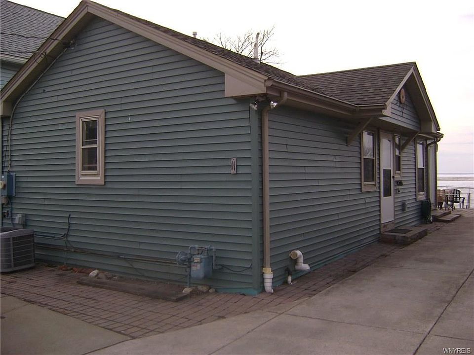 1st image of 11 N Shore Dr