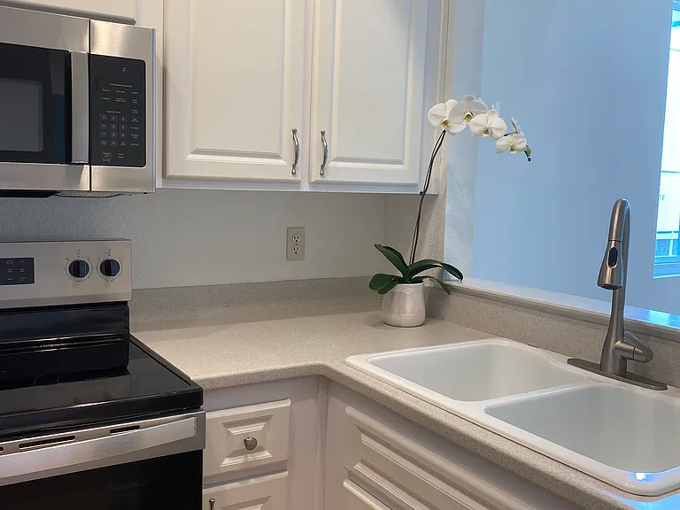 2208 River Run Dr #49 — Photo 1