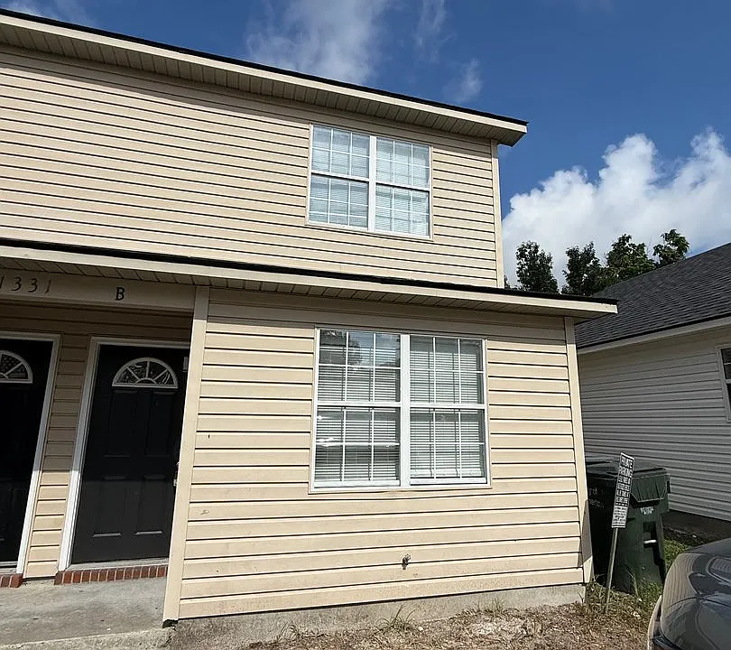 1331 Edgewood Dr