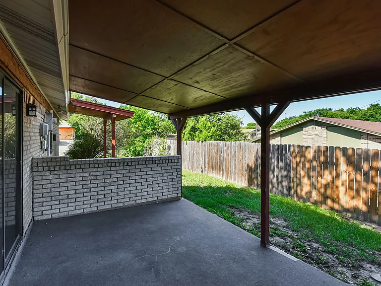 1307 Linda Spur — Photo 29