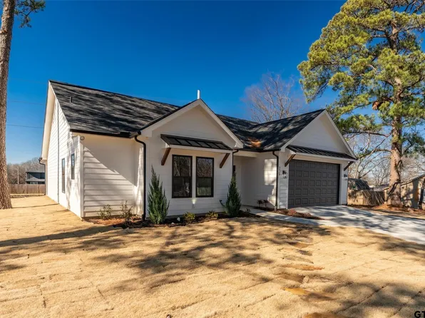 229 League St S, Sulphur Springs, TX 75482