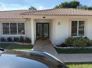 402 NW 107th Ave, Coral Springs, FL 33071