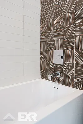 Rented by EXR | media 25