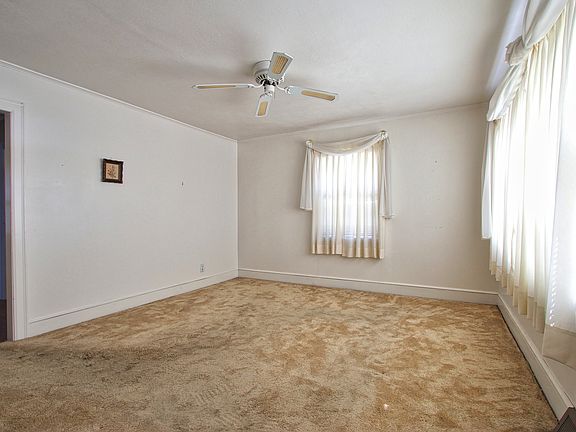 4th image of 460 Harless St