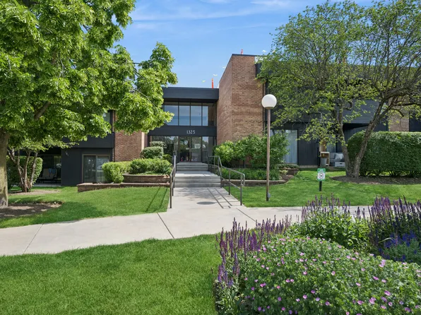 1325 N Sterling Ave Unit 112, Palatine, IL 60067