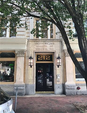 1st image of 212 W Clay St #4D