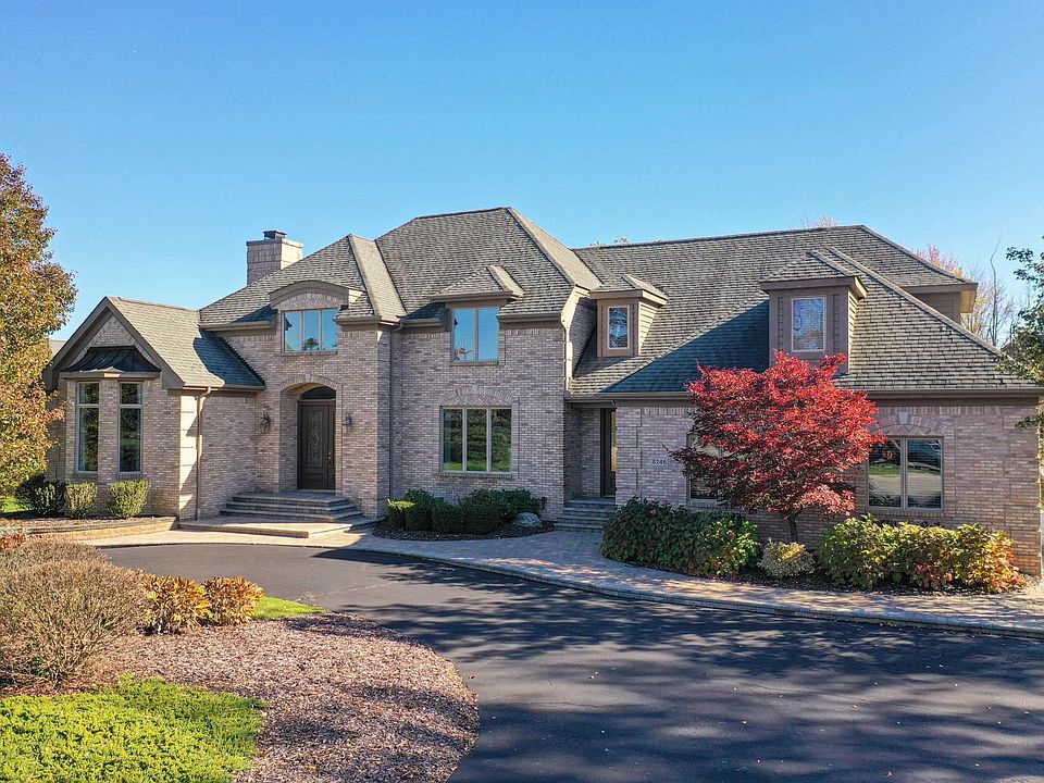 1st image of 8246 Pine Hollow Ct