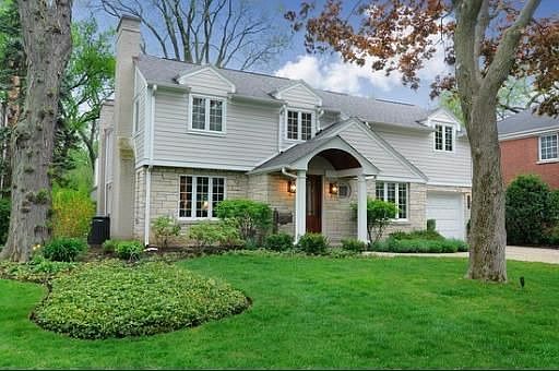 1st image of 323 Rosewood Ave