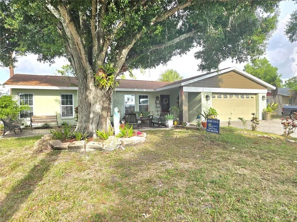 7309 Connecticut Ave, Sarasota, FL 34243
