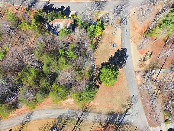 2nd image of 12 Wards Pond Way