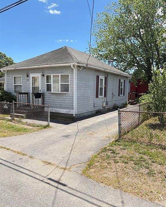 1st image of 52 Kenway Ave
