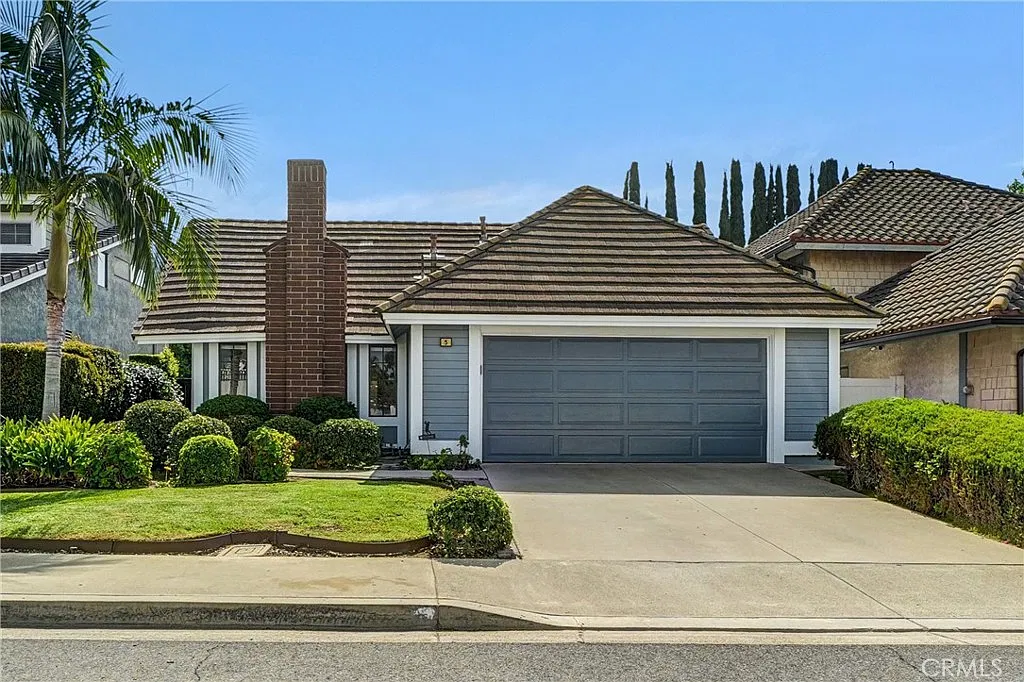 3 bed, 1556 sqft, $4,500 — Photo 1