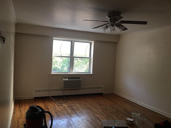 5th image of 2941 Avenue V