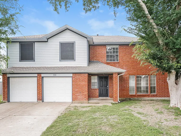 8310 Woodland Willows Dr — Photo 1