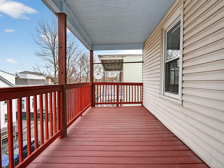18 Gibson St #3 — Photo 21