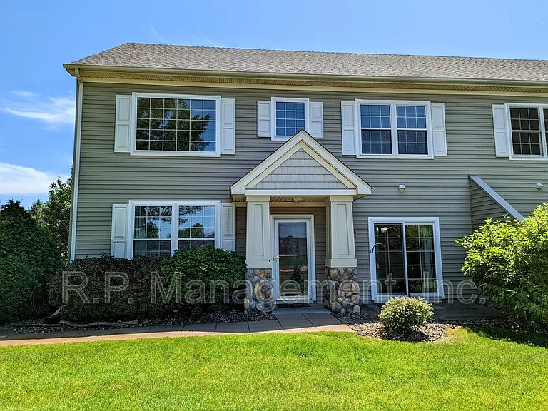 1909 Bluestem Ln — Photo 1