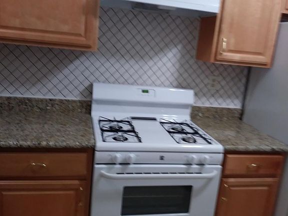 brand new stove & hood