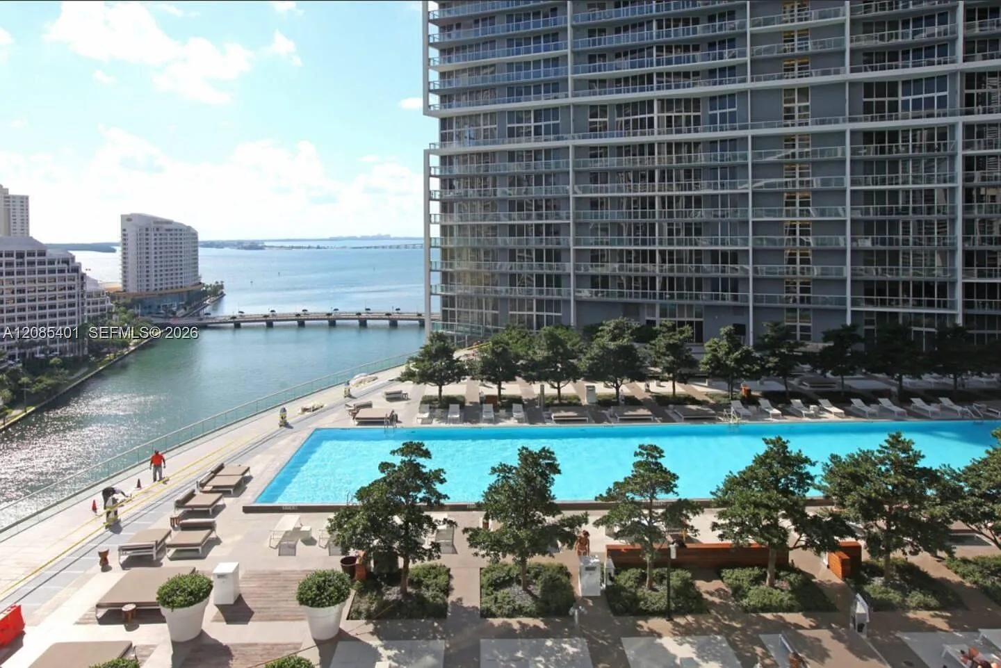 Icon Brickell Condo No 3 — Photo 1