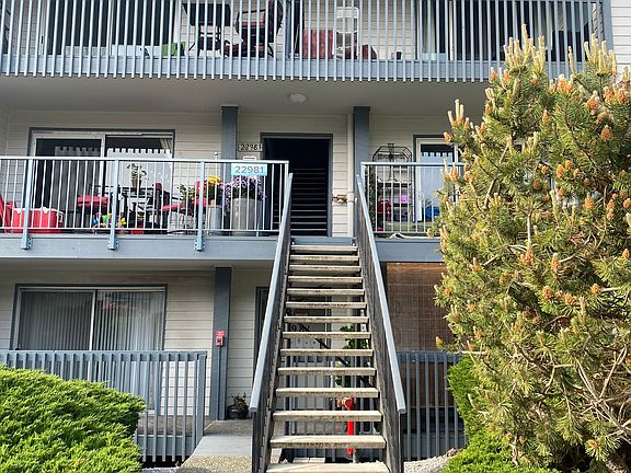 2nd image of 22981 Marine View Dr S APT D319