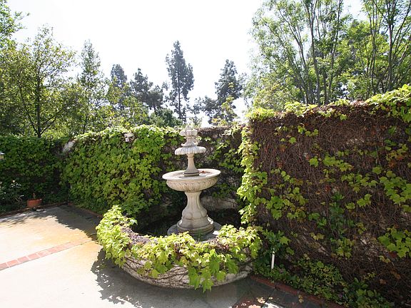 5th image of 10711 W Sunset Blvd
