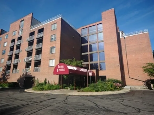 1450 Plymouth Ln APT 315, Elgin, IL 60123