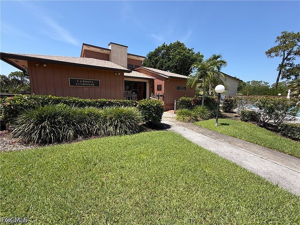 1st image of 5713 Foxlake Dr APT 2