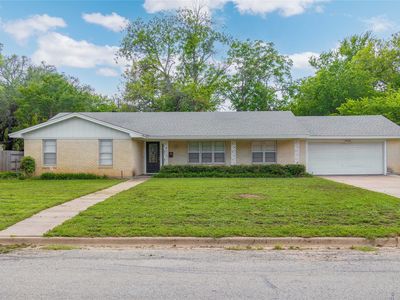 2301 11th St, Brownwood, TX, 76801