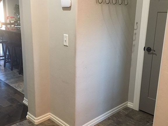3rd image of 4401 SE 39th Cir