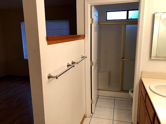 4th image of 8491 Entreken Pl