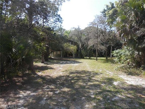 3rd image of 27688 Pinecrest Ln