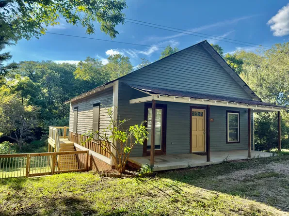 106 Hayes St, Hillsborough, NC 27278