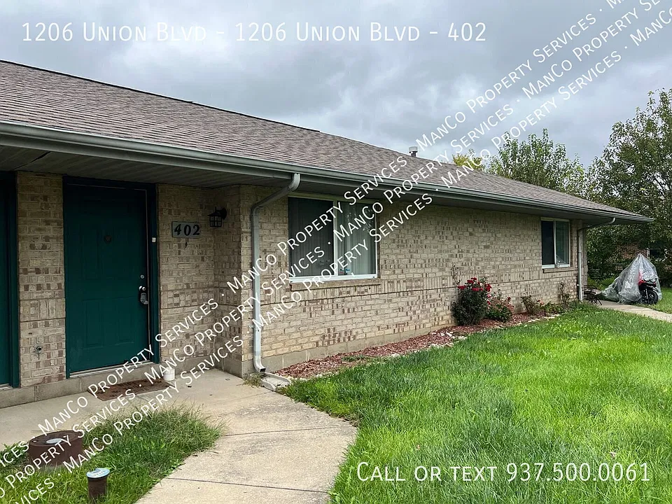 1206 Union Blvd #402