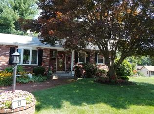 11 Stephanie Dr, North Providence, RI 02904