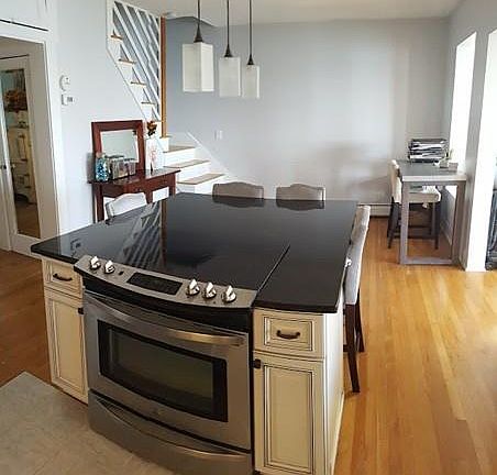 4th image of 284 Endicott Ave Unit 1