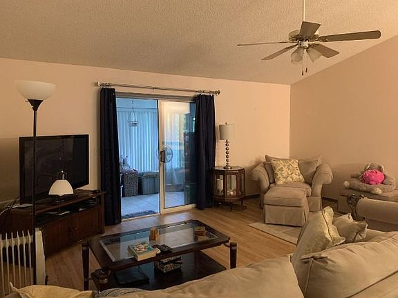 4th image of 14283 Satinwood Dr