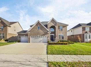 2974 Secret Way, Commerce Township, MI 48390