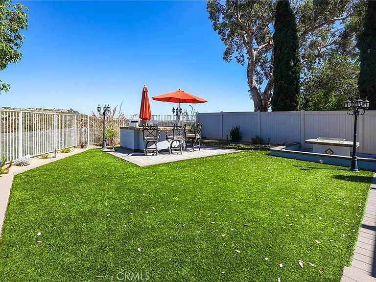 52 Touraine Pl — Photo 46